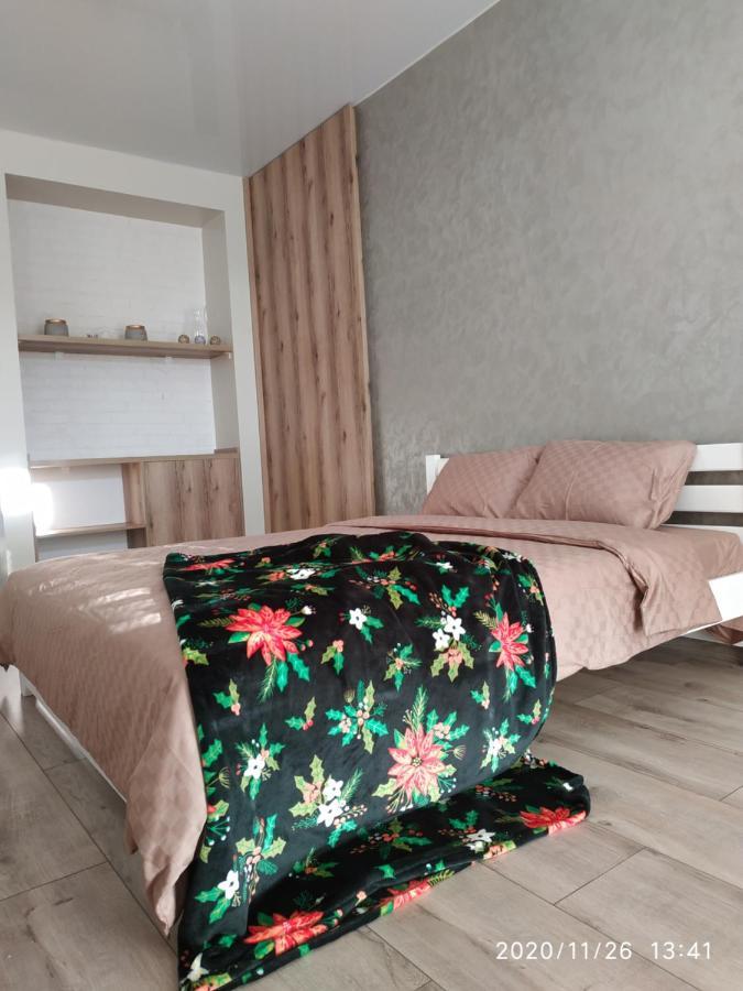 Дуже Файна Квартира В Самому Центрі!!!!Переконайся!! Appartement Rivne Buitenkant foto