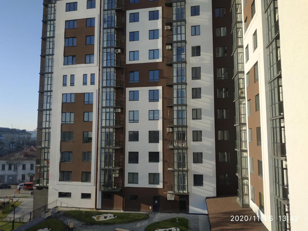 Дуже Файна Квартира В Самому Центрі!!!!Переконайся!! Appartement Rivne Buitenkant foto