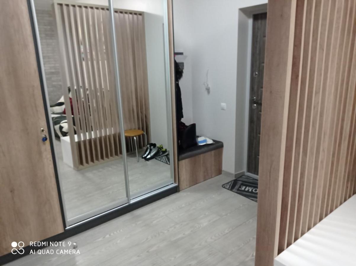 Дуже Файна Квартира В Самому Центрі!!!!Переконайся!! Appartement Rivne Buitenkant foto